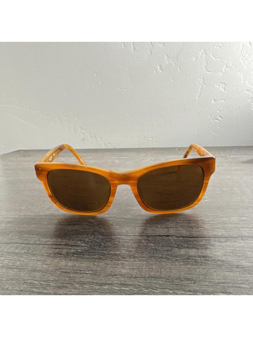 Isaac Mizrahi Sunglasses IM 30211 TT Brown Horn 52-18-140 FRAMES ONLY Orange